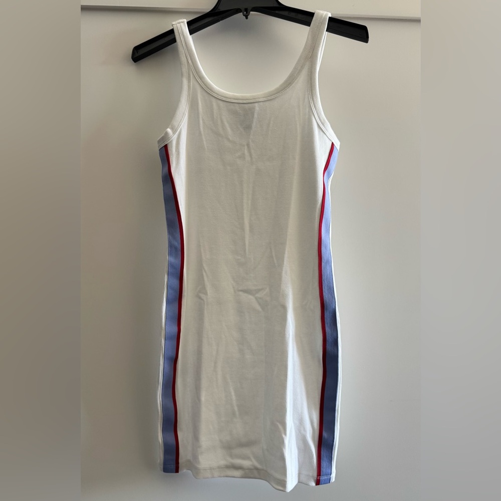 Forever 21 White Ribbed Tank Top